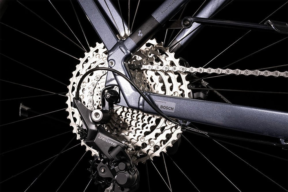 Cube Touring Hybrid Pro 625 – Image 3